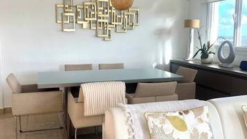 Apartament, 3 dormitoris, fumadors | Sala d'estar