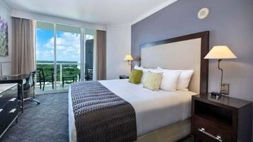 Bügeleisen/Bügelbrett, Reisekinderbett, WLAN, Bettwäsche