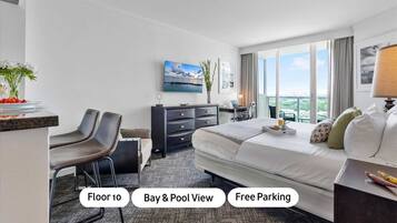 Bügeleisen/Bügelbrett, Reisekinderbett, WLAN, Bettwäsche