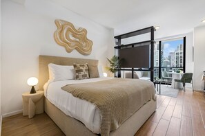 1 habitación, tabla de planchar con plancha, wifi y ropa de cama 