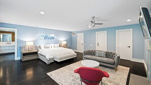 4 makuuhuonetta, silitysrauta/-lauta, internet, vuodevaatteet