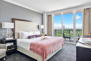 Fer et planche à repasser, lit parapluie, Wi-Fi, draps fournis