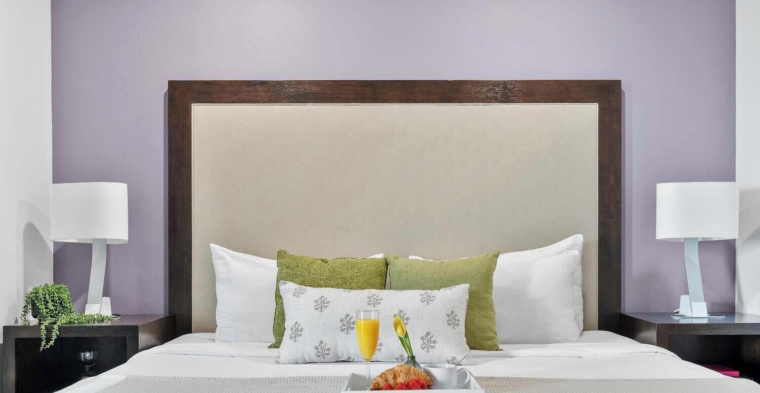 Bügeleisen/Bügelbrett, Reisekinderbett, WLAN, Bettwäsche