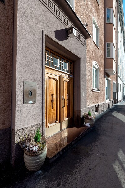 2ndhomes Stylish 1BR Apartment