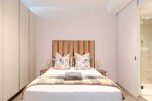 Blackout curtains, iron/ironing board, free WiFi