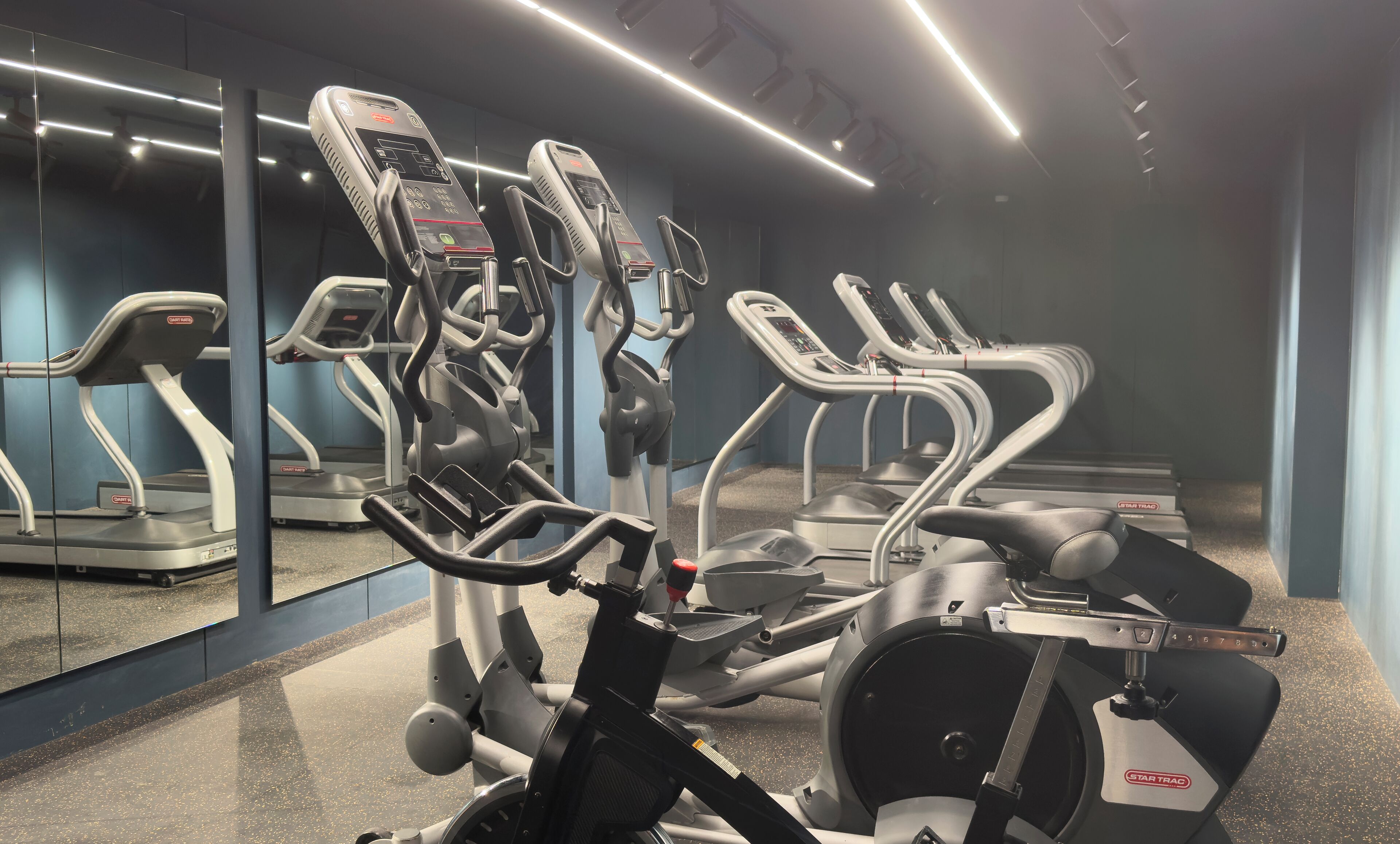 Photo - Colony Residences & Suites