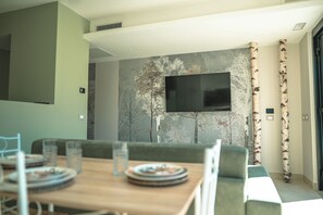 Superior Studio Suite, Patio, Garden View | Living area - Il Piccolo Paradiso (Civitavecchia)