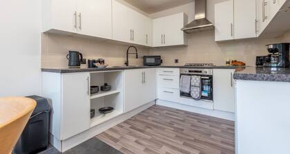 Spacious City House in Telford | Pass the Keys