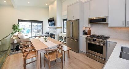 Luxury Saratoga Beach Town Home