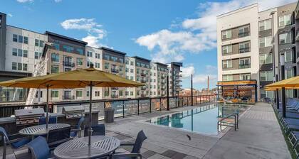 Midtown Luxury Apartment 07-C1