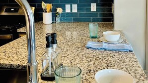 Fridge, stovetop, dishwasher, cookware/dishes/utensils - Luxury Midtown Apartment 01-B1 (Atlanta)