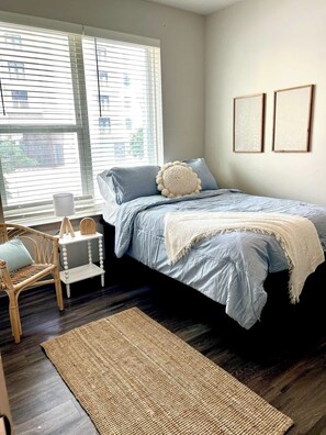 2 室のベッドルーム、WiFi、ベッドシーツ