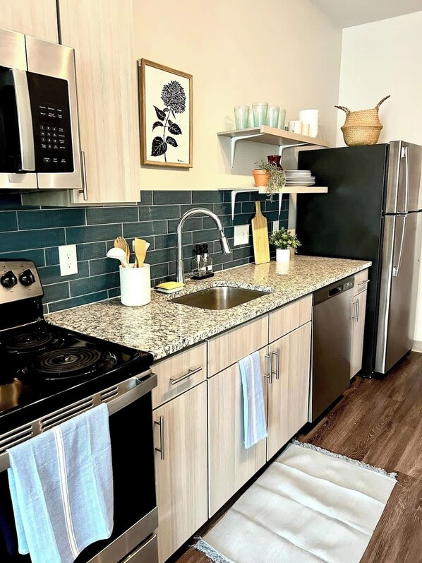 Fridge, microwave, oven, dishwasher