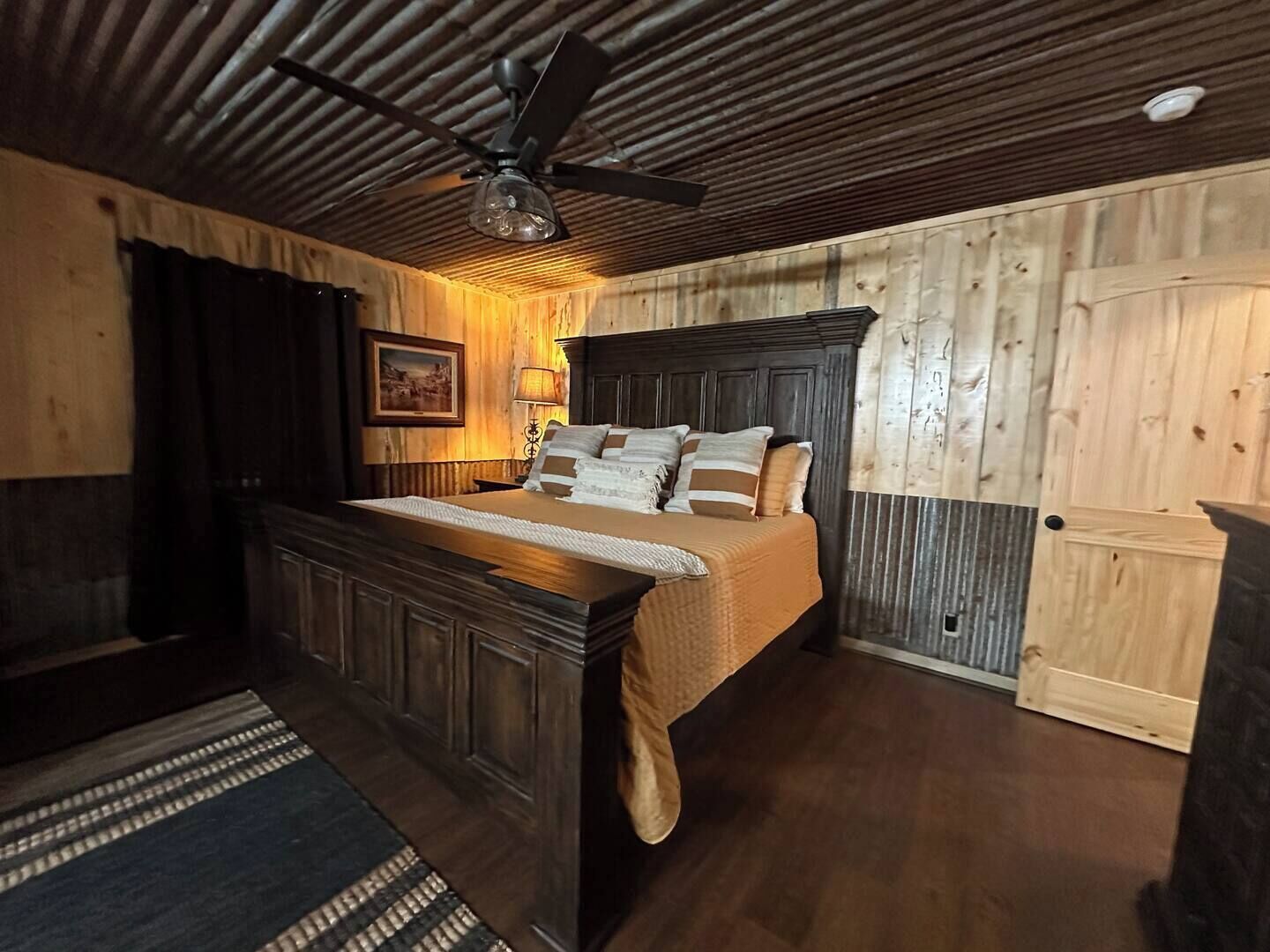 3 多间卧室、熨斗/熨衣板、WiFi、床单