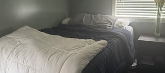 Charming 1-bedroom with WiFi and AC in marvelous Minneapolis