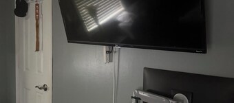 Charming 1-bedroom with WiFi and AC in marvelous Minneapolis