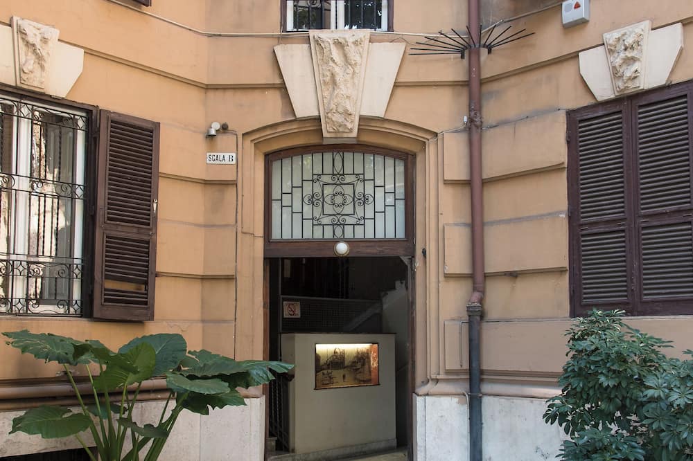 Colosseum suites by Glen