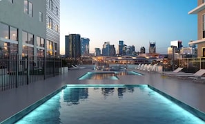 Pool - Bourbon & Bubbles, Downtown 3BR/3BA, Walkable, Rooftop Infinity Pool, 24/7Gym (Nashville)