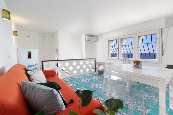 House | Living room