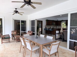 Outdoor dining