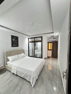 2 Schlafzimmer, Bügeleisen/Bügelbrett, WLAN, Bettwäsche