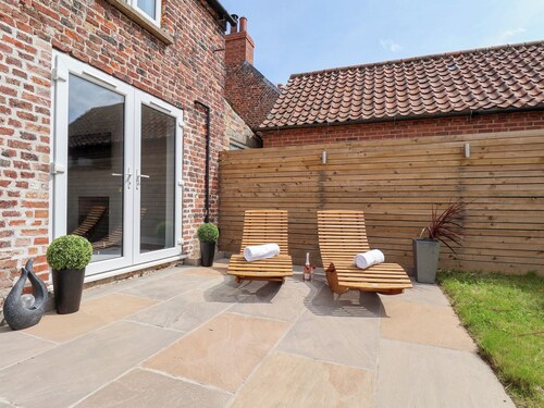 Manor Cottage