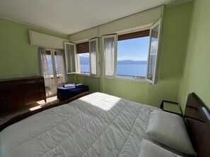 2 Schlafzimmer, Zimmersafe, kostenloses WLAN, Bettwäsche