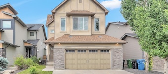 A pet friendly quiet neighbourhood! Great for safe quiet trips!!!