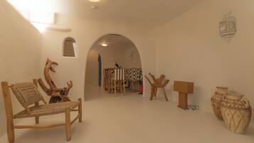 Suite superior, vistas al jardín | Zona de estar