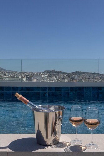 Sokio Attiki Hotel, Bw Premier Collection