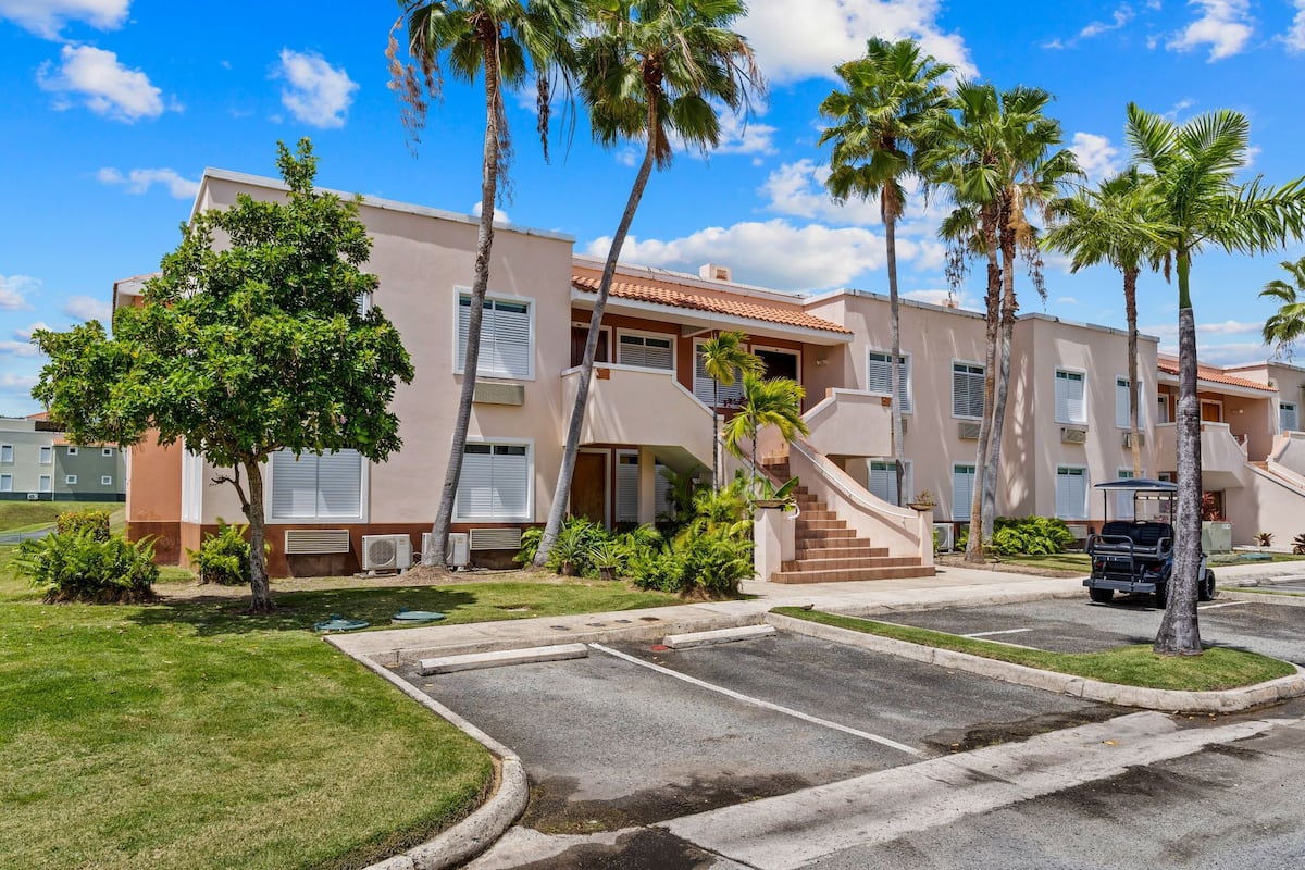 Leilighet – superior, 3 soverom, hageutsikt | Strykejern/-brett, wi-fi (inkludert) og sengetøy