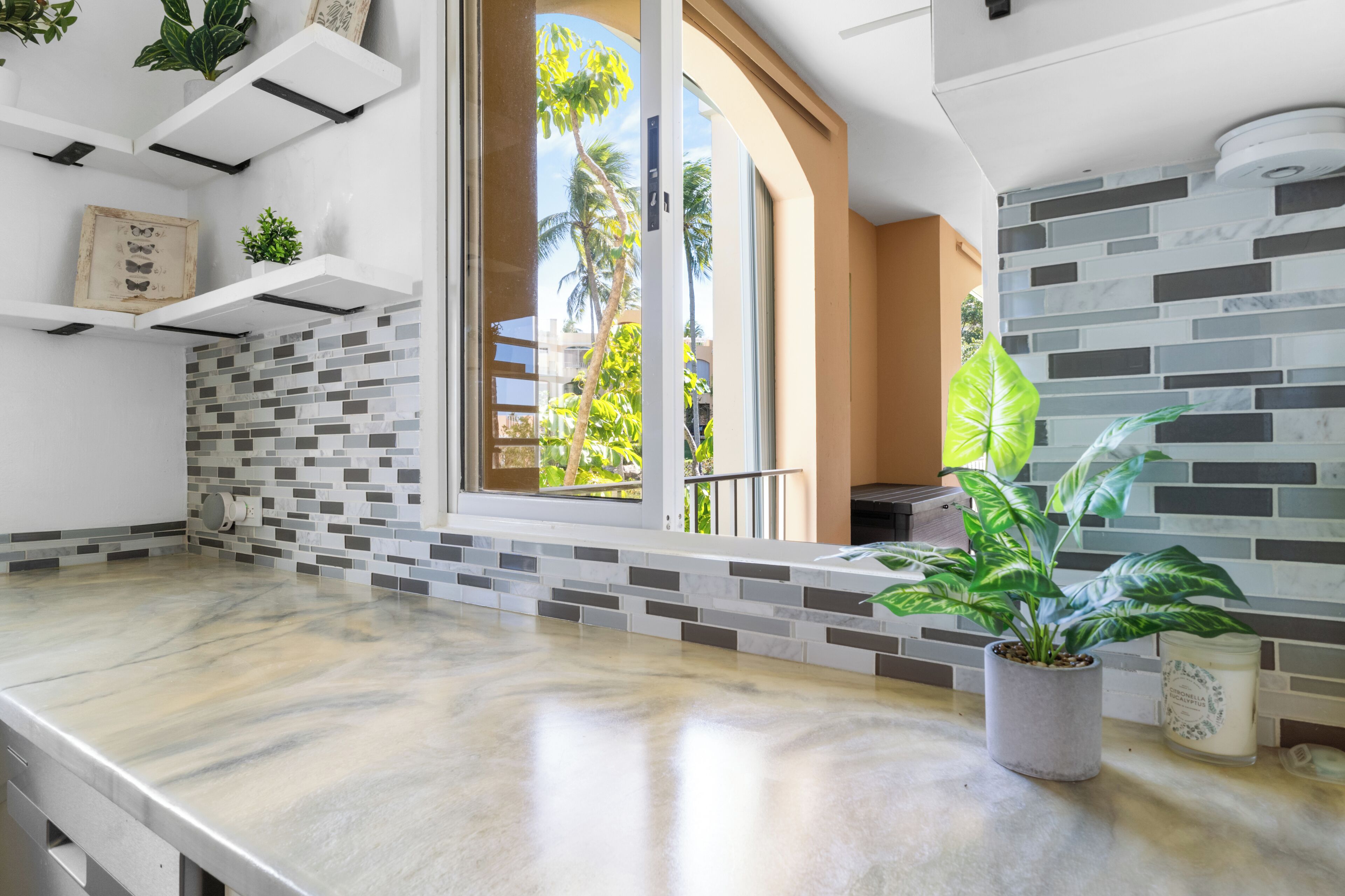 Family Apartment, 2 Bedrooms, Garden View | Private kitchen