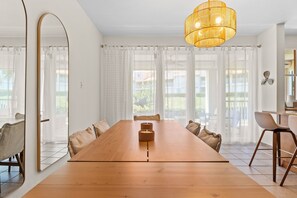 Căn hộ Superior, 3 phòng ngủ, quang cảnh vườn | Phòng ăn