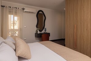 Apartment, 3 Bedrooms, Accessible, Smoking | 3 bedrooms