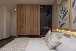 Apartment, 3 Bedrooms, Accessible, Smoking | 3 bedrooms
