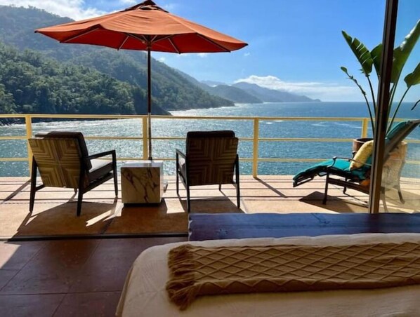 Iron/ironing board, WiFi, bed sheets - Mexican Villa, Where Charm Meets Coastal Living (Boca de Tomatlan)