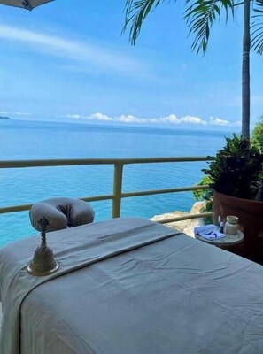 Spa - Mexican Villa, Where Charm Meets Coastal Living (Boca de Tomatlan)