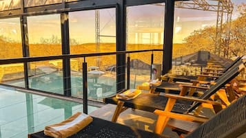 2 indoor pools