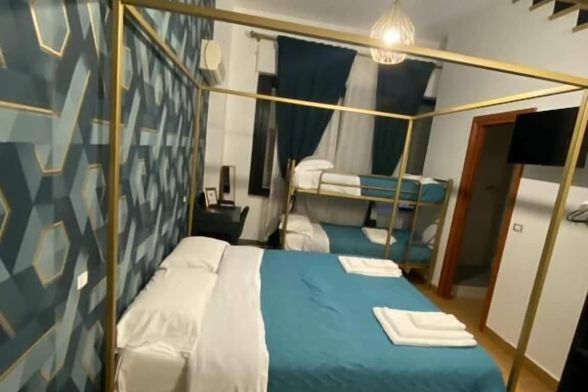 Kamar Quadruple Comfort, pemandangan halaman | Wi-Fi gratis