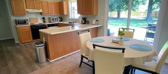 Fully fenced 3-bedroom house with garage in quiet and delightful Indian Trail
