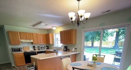 Fully fenced 3-bedroom house with garage in quiet and delightful Indian Trail