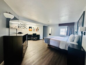 Habitació individual estàndard, 1 llit de matrimoni gran, no fumadors | Escriptori i espai de treball apte per a portàtils