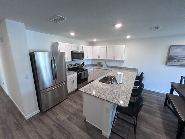 Microwave, oven, stovetop, dishwasher