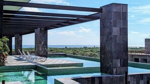 Pool - 2 luxury apt, Terrace w/ parcial sea view! (Tulum)