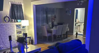 Charming 2-bedroom single family 420friendlyno tobacco sleeps 2-4 comfortably