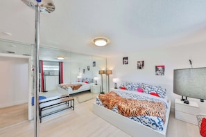 1 chambre, fer et planche Ă repasser, lit parapluie, Wi-Fi gratuit