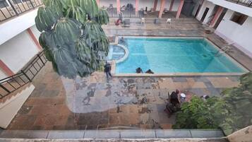 Piscina externa