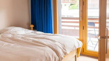 1 habitación, tabla de planchar con plancha y wifi gratis