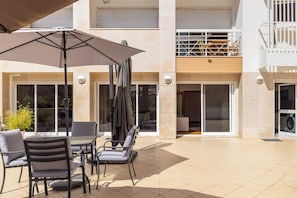 Terrace/patio - Modern Oasis Stay in Lisbon (Lisbon)