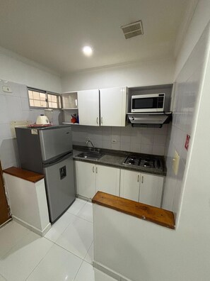 Private kitchen - A few steps from the beach in El Rodadero (Santa Marta)